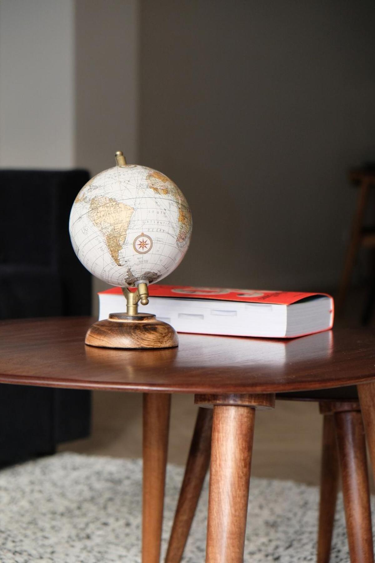 Apartment Center Spacious And