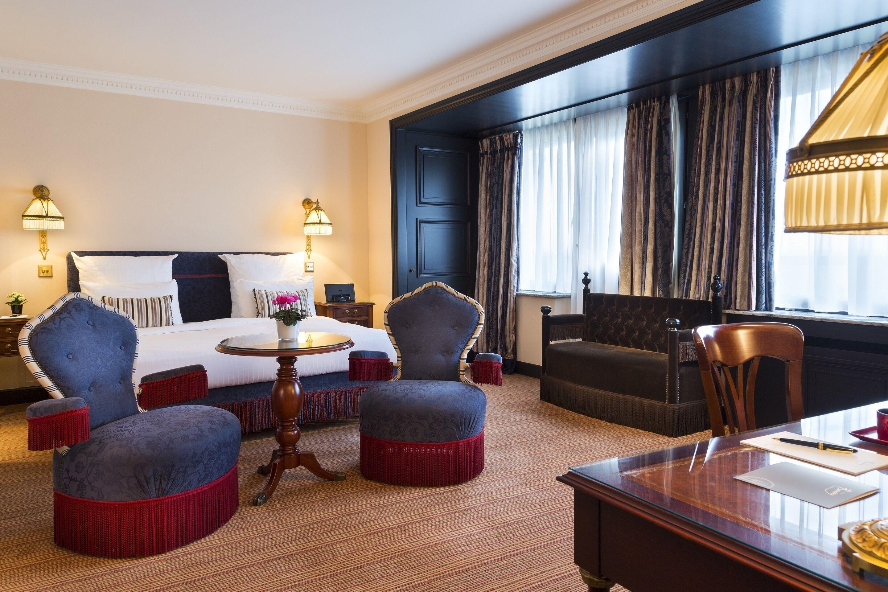 Barsey By Warwick 4*