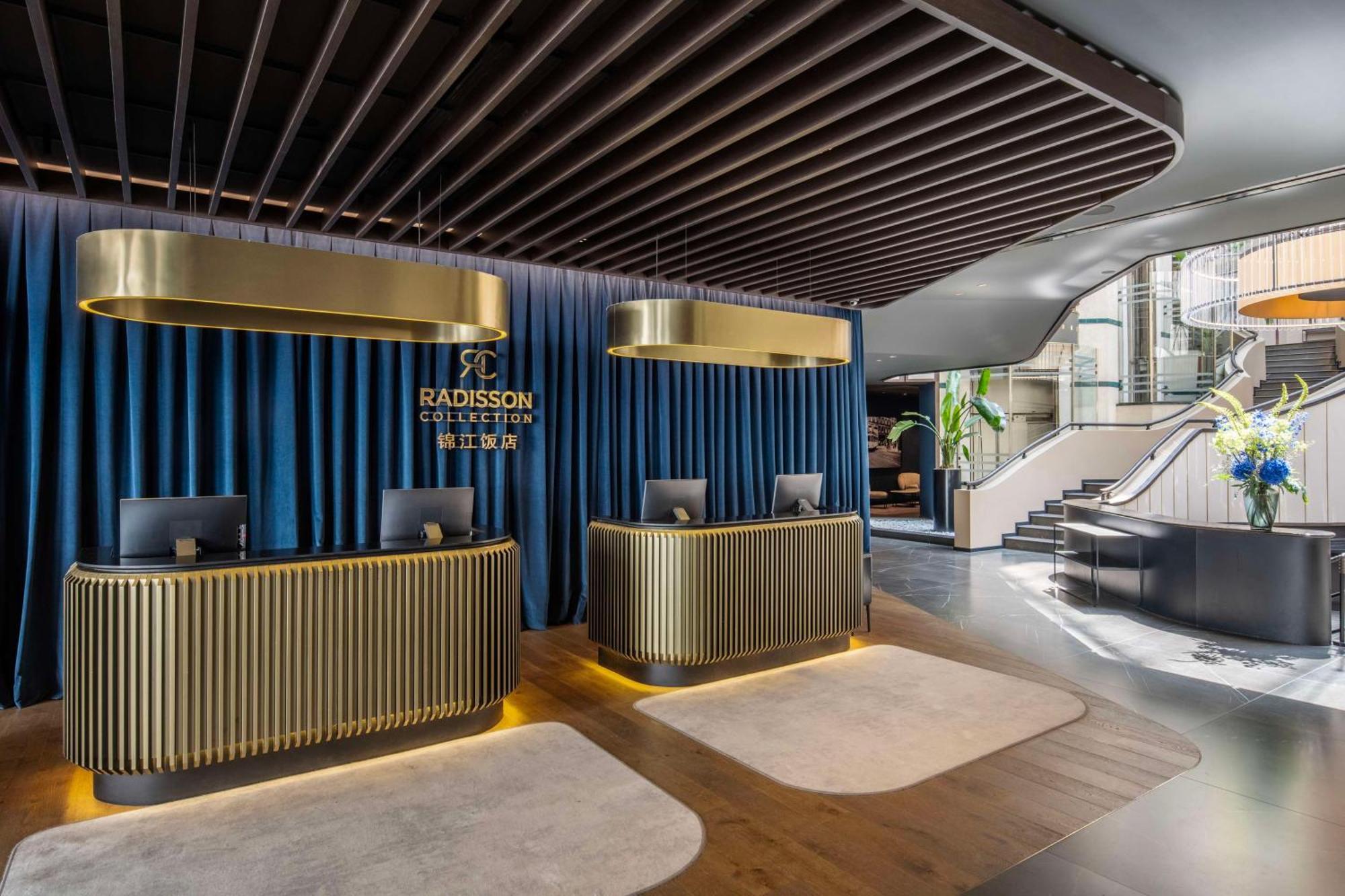 Radisson Collection Grand Place Hotel