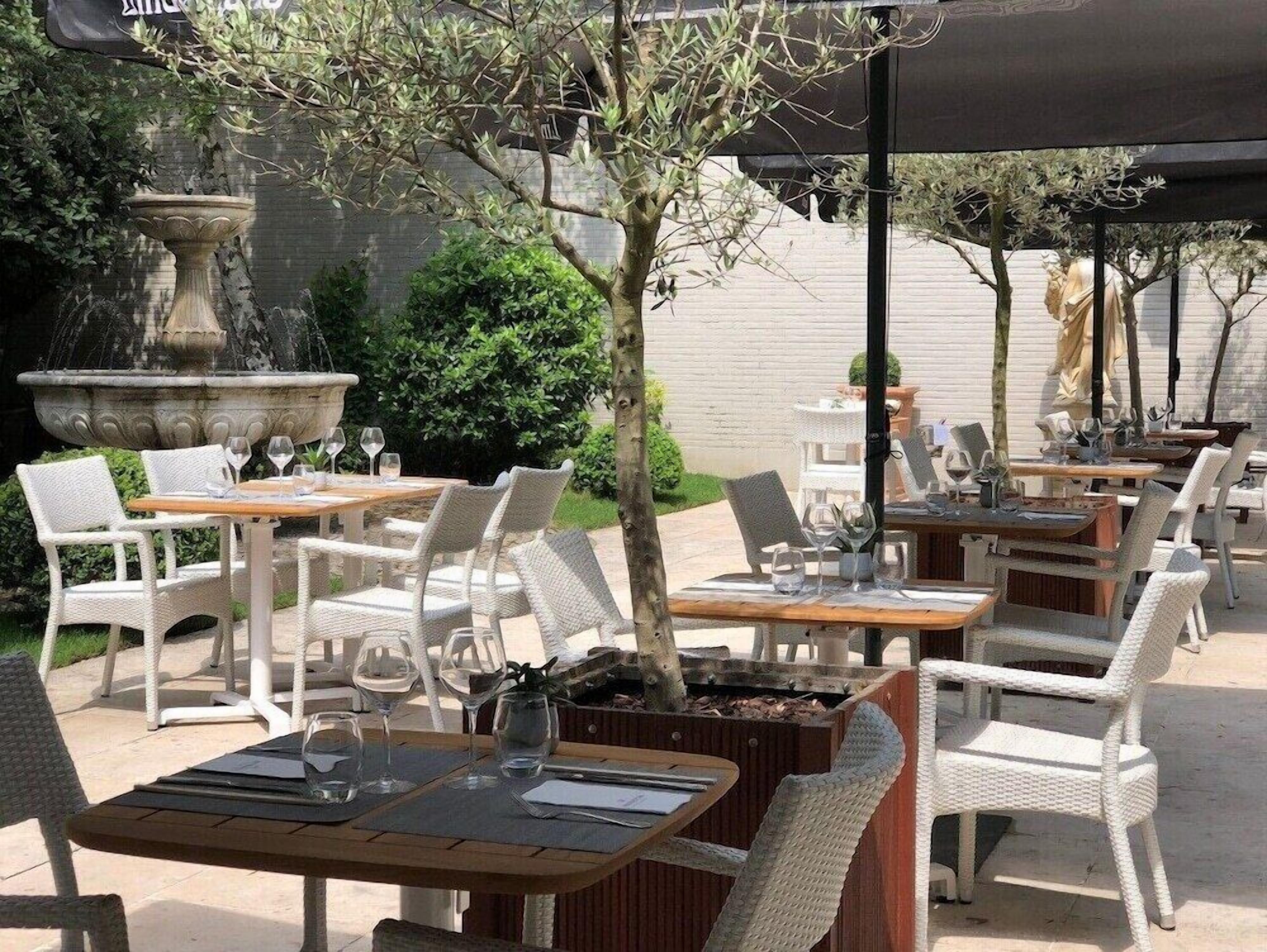 Barsey By Warwick Hotel