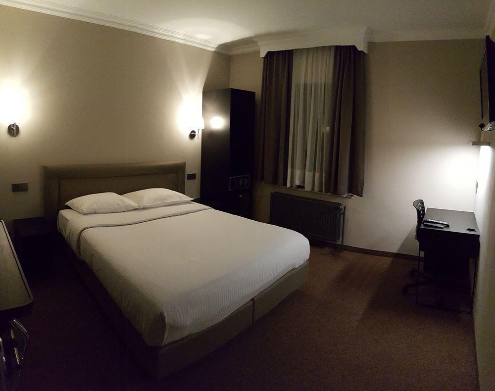 Le Chantecler Brussels