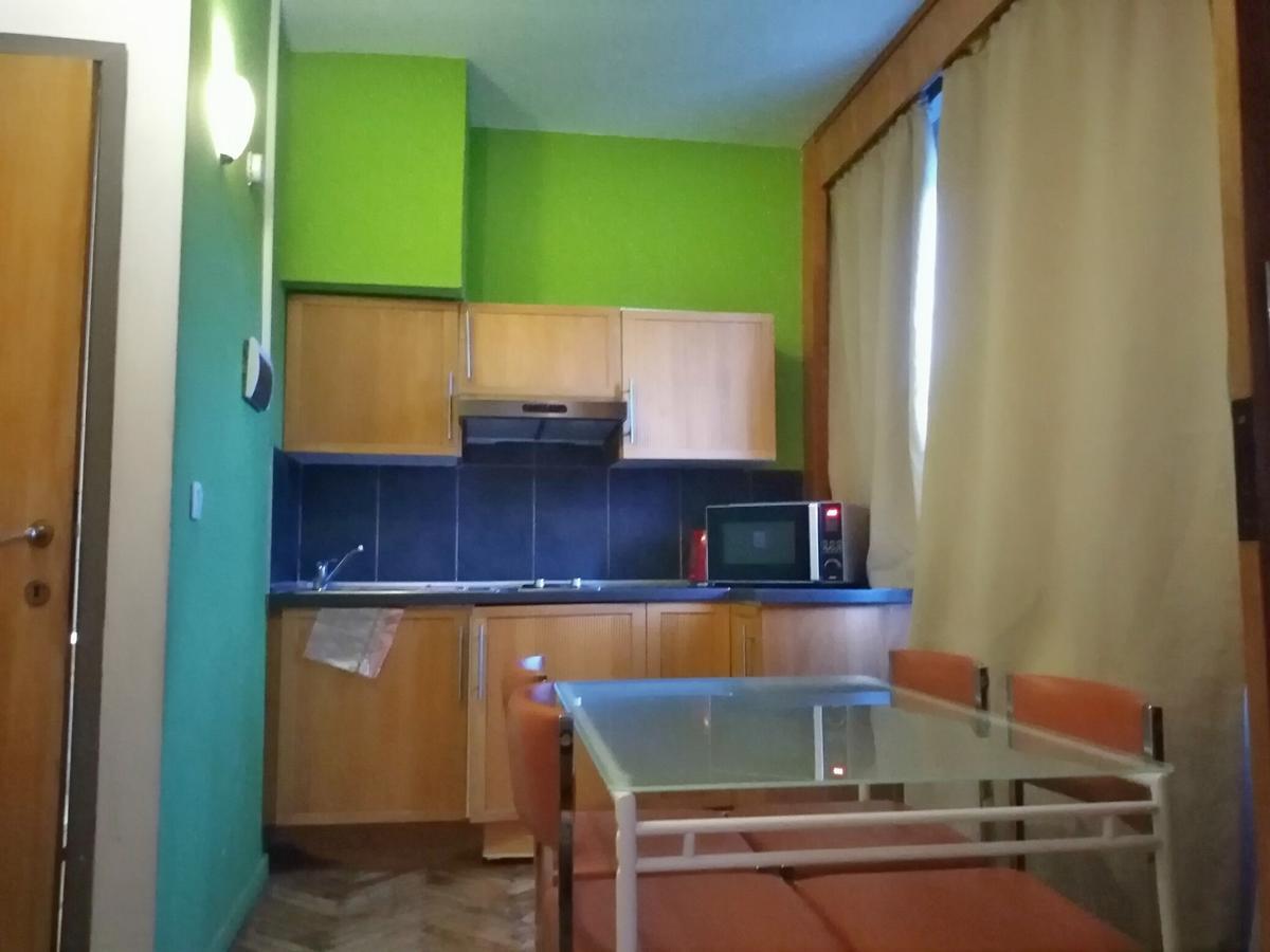 Ams Flats Apartment