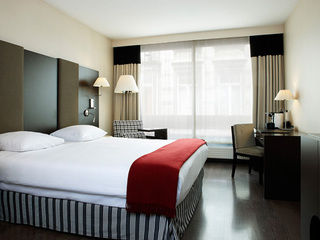 Khách sạn Nh Brussels Stephanie 4*