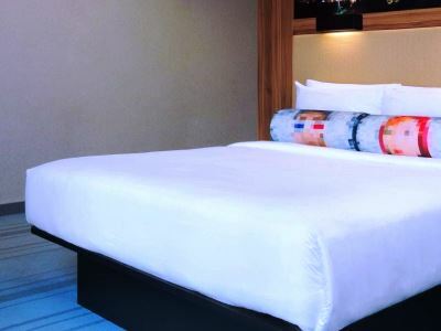 Khách sạn Aloft Schuman 3*
