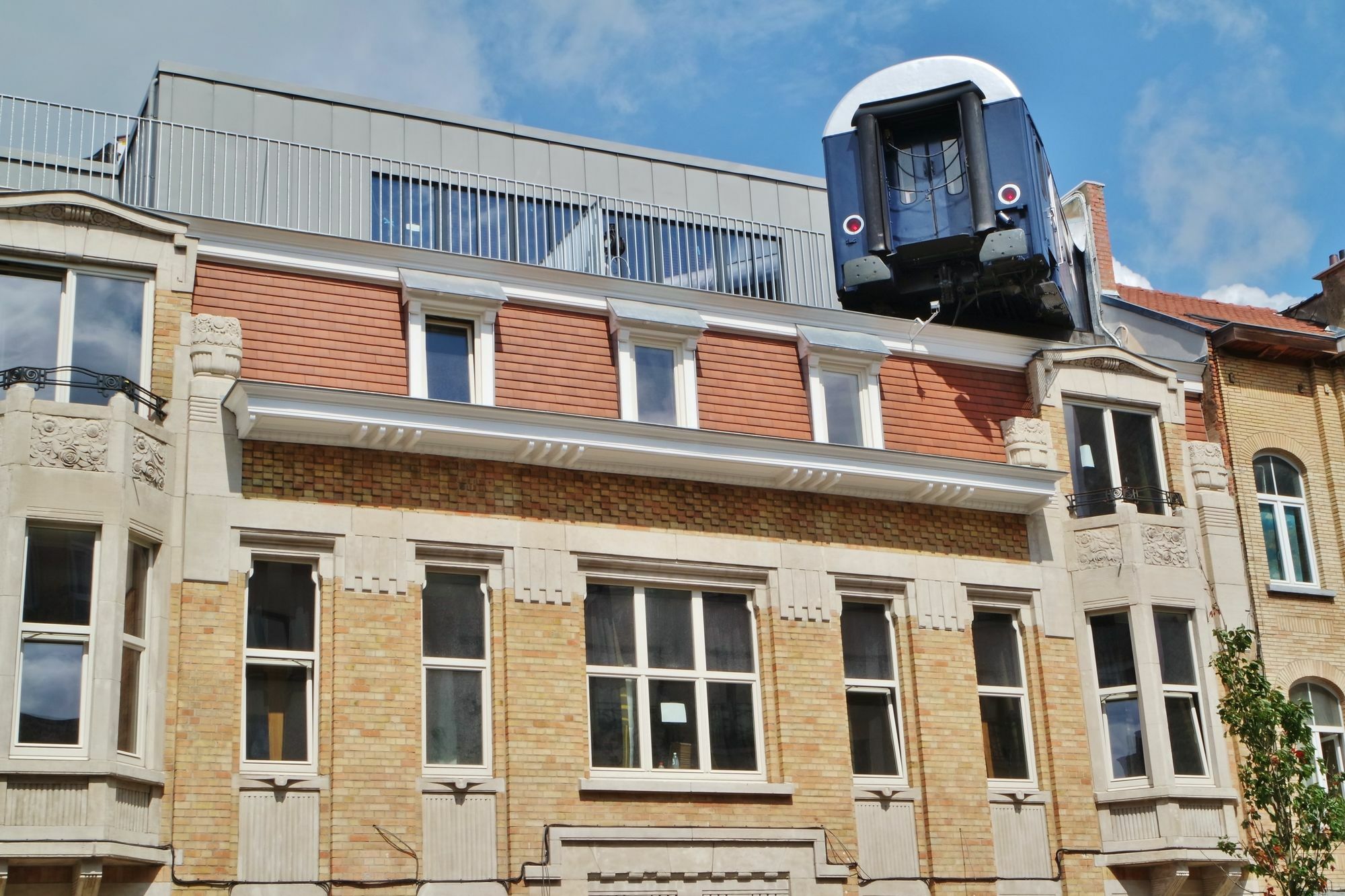 Train * Schaerbeek