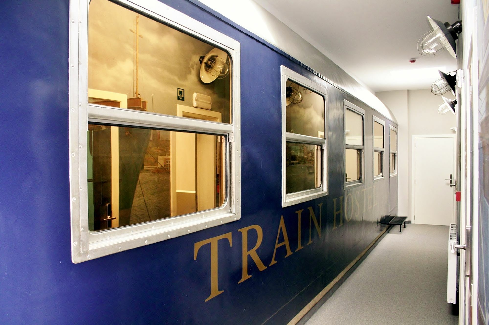 Train Hostel *