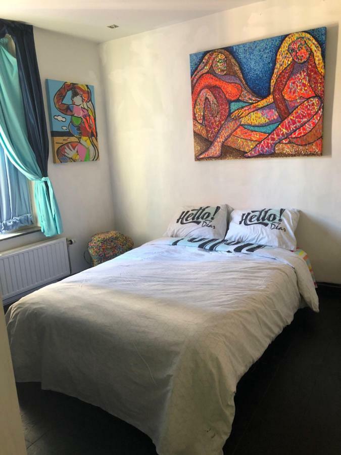 Homestay Favela Chic Cultural Atelier *