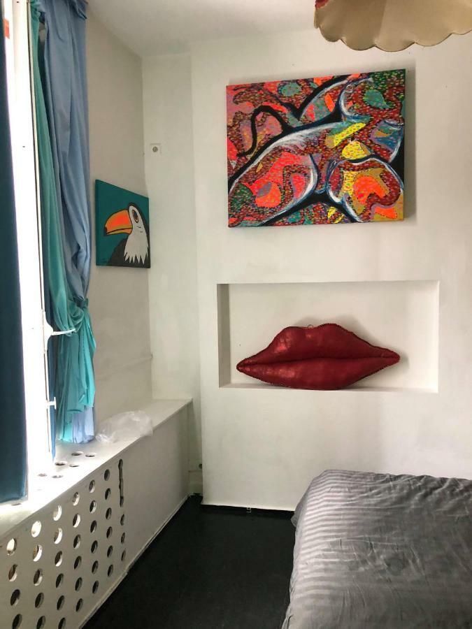 Favela Chic Cultural Atelier * Brussels