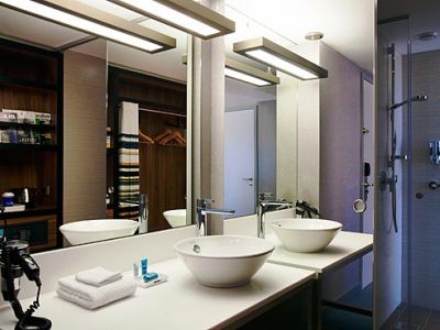 Khách sạn Aloft Schuman Brussels