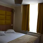 Sun Hotel