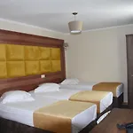 Sun Hotel