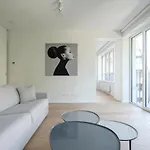 Nice 1 Bedroom With Balcony Avenue Louise