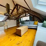 Charming Loft In Prime Location