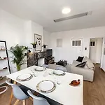 Hypercentre 4 *