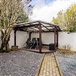 Magnolia Green Garden New And Fully Equipped