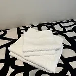 Alexanor Cosy Private In A Shared * Brussel