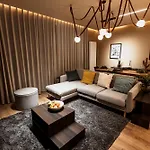Golden Dove Luxury Appartement *