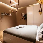 Golden Dove Luxury * Brussel