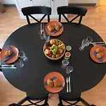 Eu Quarter Apartment