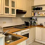 Cozy, Comfortable Apt, Well Located - Eu Ulb Vub Brussel