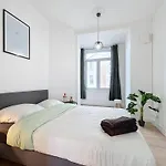 Porte De Namur Appartement Brussel