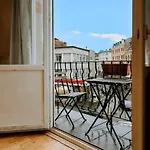 1 Bedroom Apartment In Le Chatelain - 2Nd Floor