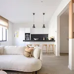 Flats De La Trinite