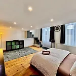 Bruxelles Expo Tour Et Taxi