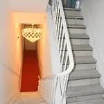 Appartement Confort Gare De L'ouest, Troisiemes Etages *