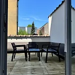 Midi Apartment