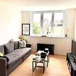 Ulb & Cambre Cosy Duplex