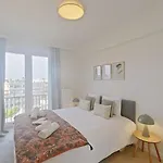 2Br Nato & Eu Apartment - Freeluggage Room