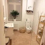 Cozy Renovated Studio In Central Brussels