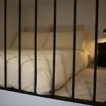 Charmant Studio Avec Mezzanine Et Terasse