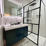 Family Cosy For Up To 9 Guests Near Midi Station * Brussels