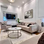 Family Cosy For Up To 9 Guests Near Midi Station * Brussels