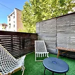 Family Cosy For Up To 9 Guests Near Midi Station Apartment *