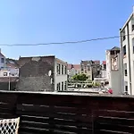 Family Cosy For Up To 9 Guests Near Midi Station Brussels