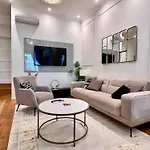 Family Cosy For Up To 9 Guests Near Midi Station Apartment Brussels