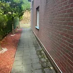 Studio Confortable Situe A Woluwe Saint Lambert