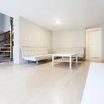 Madou City Center Apartment