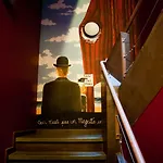 Hostel Hi Brussels Jacques Brel Hostel