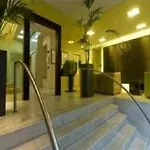 B-aparthotel Grand Place 4*