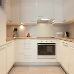Residence Regent 55
