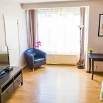 Universal Apartment Solution - Sam