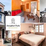 B&B Josaphat Park