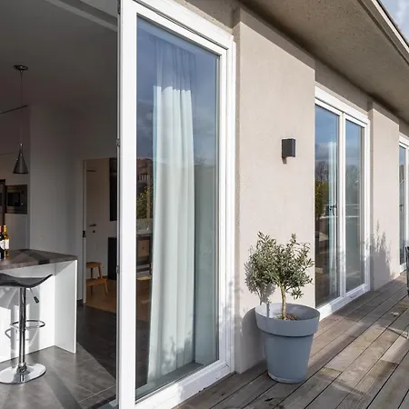 Apartment Woods Terrace