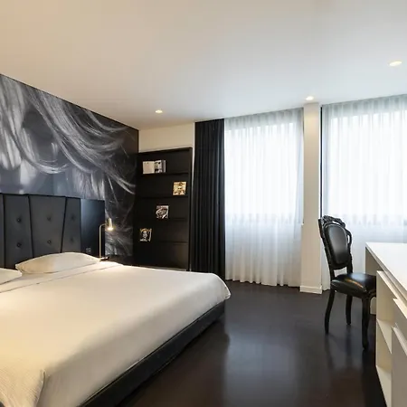 Aparthotel B-aparthotel Regent 4*