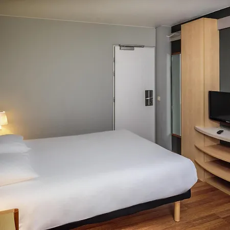Ibis Centre 3*