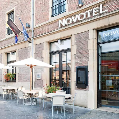 Hotel Novotel Off Grand Place 4*